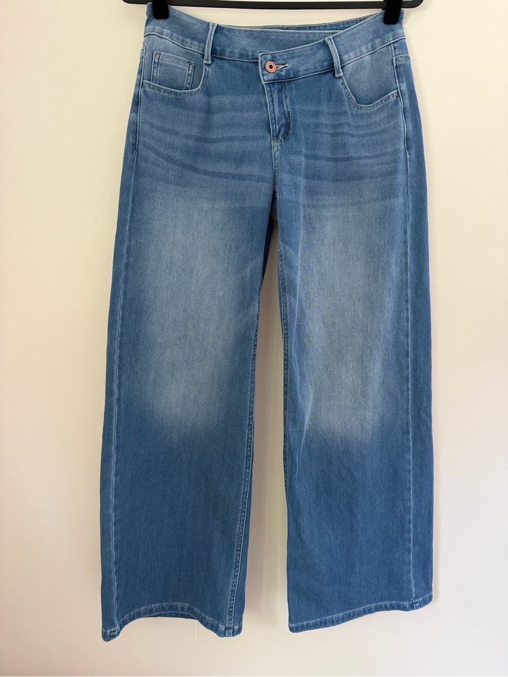 HALARA Light Blue Wide-Leg Jeans